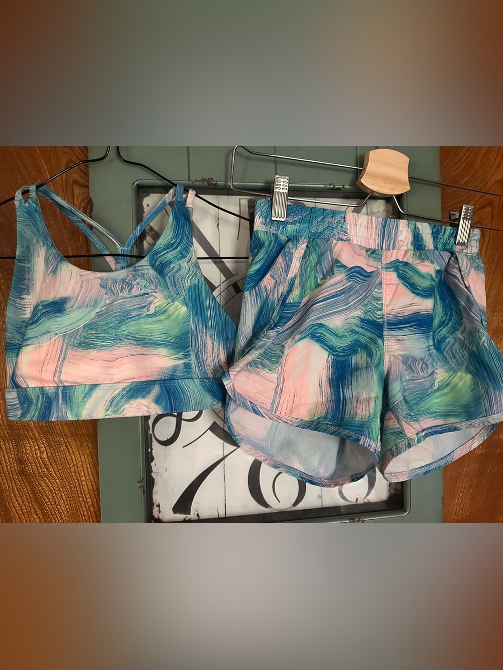 all in motion Multicolor Brushstroke Active Set in Teal, Blue & Pink